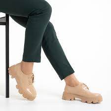 Pantofi dama casual bej din piele ecologica lacuita Tayla - Kalapod