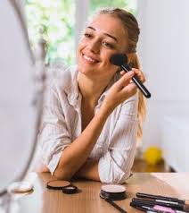 lighting for putting on makeup