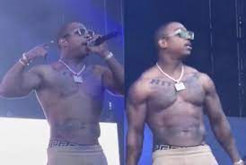 Ja Rule Showing The Crowd Print During Juicy Fest Performance In Sydney –  itsOnlyEntertainment.net