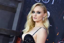 Phil, turner described how, around age 17, feelings of depression all of a sudden just kind of hit me. Sophie Turner At The Game Of Thrones Season 8 Premiere In 2019 Sophie Turner S Sizzling Hot Pictures Could Give Phoenix A Run For Her Money Popsugar Celebrity Photo 28