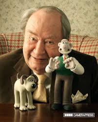 Camera Press on Instagram: ““No more cheese Gromit” R.I.P. Peter Sallis,  the actor beloved as the voice of Wallace in the #Wallac… | Peter sallis,  Wallace, Book art