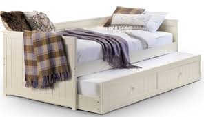 White Wooden Daniella Day Bed