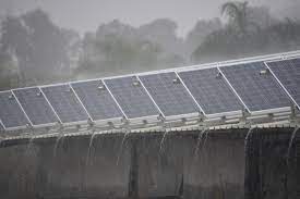 太陽光発電の発電量は、雨の日にはどれくらい変わるのかを知りたい！｜LIMIA (リミア)