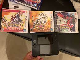 Nintendo 2DS with 3 pokemon games and R4, Video Gaming, Video Game  Consoles, Nintendo on Carousell