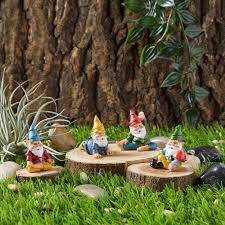 Juvale 4 Pieces Mini Garden Gnomes
