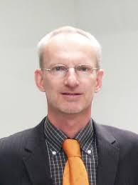 Dr. Uwe-Carsten Fiebig