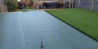 How To Lay Artificial Grass On Decking