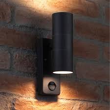 black outdoor wall light pir sensor off