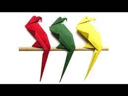 Verwenden sie am besten spezielles origamipapier, da es dünner ist und leichter falten lässt. Origami Tiere Falten 05 Papagei Parrot Youtube