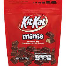 kit kat minis 8 oz pouch packaged