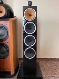 used b w cm10 floorstanding speakers