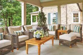 to arrange outdoor furniture