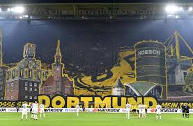 Es war ein überzeugender saisonstart für borussia dortmund. Borussia Dortmund Sudtribune Choreo Der Bvb Fans Gegen Frankfurt