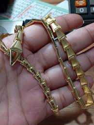 18k saudi gold serpentine bulgari