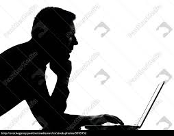 ein Geschäftsmann Silhouette Computer Laptop ernst - Lizenzfreies Foto -  #5995752 | Bildagentur PantherMedia