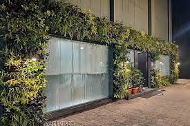 Beautiful Outdoor Vertical Gardens