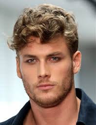 The fact that short hairstyles look good on men with round faces is well vouched. 60 Distinctive Hairstyles For Men With Round Faces