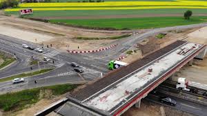 Autostrada a1, zwana też autostradą bursztynową, to trasa biegnąca z północy na południe polski. Autostrada A1 Budowa Wezla Mykanow Youtube