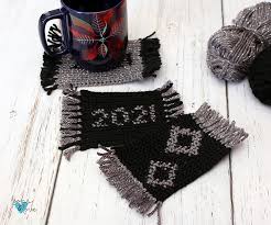 mug rugs pattern by loops and love crochet