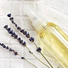 diy makeup setting spray with lavender
