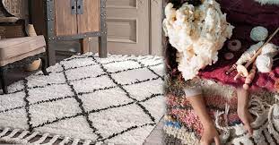 disadvanes of wool area carpet