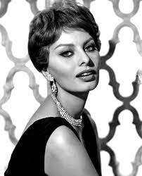 Sofia villani scicolone dame grand cross omri (italian: Sophia Loren Wikipedia