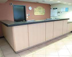 The wellesley inn elmsford is a first class hotel located 15 miles from westchester county airport and 30 miles from new york city. Hotel La Quinta Inn Suites White Plains Elmsford Elmsford Trivago De
