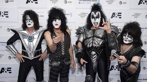 rock legends kiss hanging up the