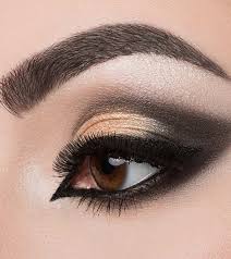 dramatic cut crease arabic eye makeup