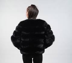Haute Acorn Short Fox Fur Jacket In Black Color