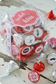 Make these beautifully meaningful gifts instead. Homemade Valentines Sealed With A Kiss