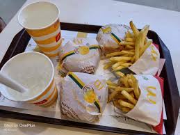 mcdonalds noida sector 16 fast food