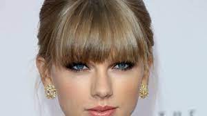 taylor swift s performance ready makeup