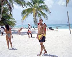 Imagen de Beach volleyball in Cortecito Beach, Punta Cana