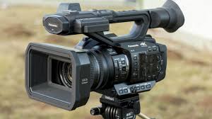 7 Best Video Cameras for Filmmakers [Digital Camera Buying Guide]
