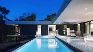 u shaped house with courtyard pool