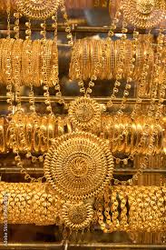 gold jewelry on dubai gold souk 스톡