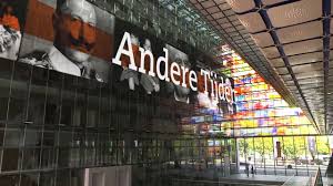 There is also a version of the programme called andere tijden sport, which shows programmes about sports history.andere tijden is currently presented by astrid sy and andere tijden sport by tom egbers. Andere Tijden Han Otten