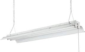 Fluorescent Light Reflector With Cord