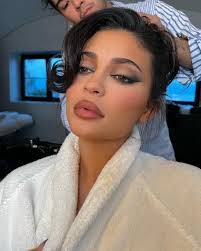 kylie jenner s real lips without makeup