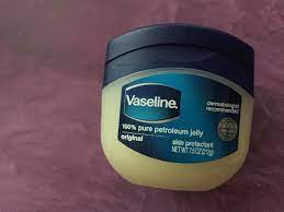 using vaseline on extremely dry skin