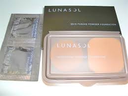 lunasol powder foundation makeup base