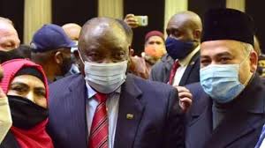 President cyril ramaphosa on saturday already confirmed that tighter restrictions were on the cards as sa enters its third wave of the covid. Listen How A Determined Mother Got Her Photo With President Ramaphosa