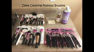 deep clean makeup brushes quickly