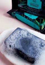 £15.04 (£15.04/100 g) only 5 left in stock. Himalayan Charcoal Purifying Facial Soap The Body Shop