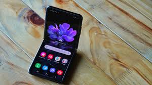 Save big on samsung galaxy z flip and choose from a variety of colors like black, purple, brown to match your style. Samsung Galaxy Z Flip Available For Pre Order In Malaysia