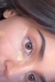 kylie jenner shows off undereye bags