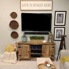 Rustic Living Room Wall Decor Ideas