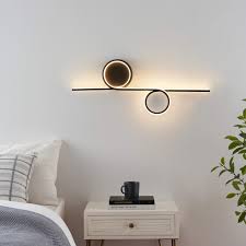 Geometric Design Wall Lamp With