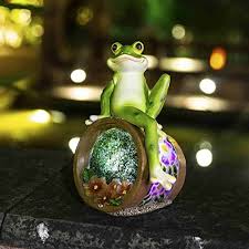 garden statues frog decoration